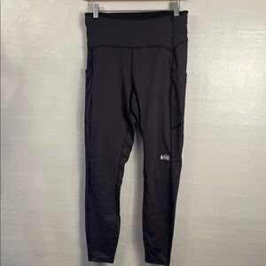 REI coop women’s Black Performance Leggings size large